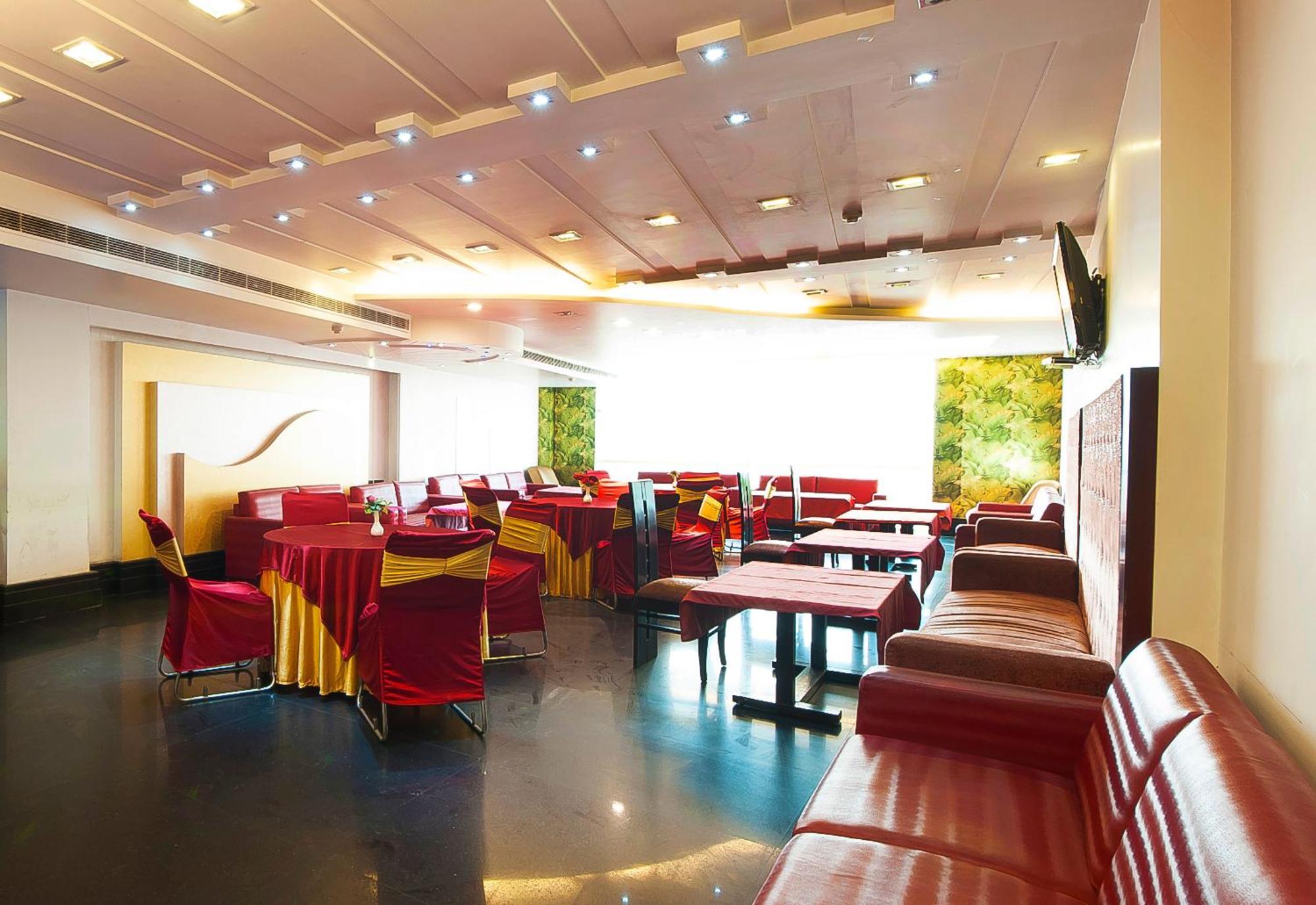 Hotel Transit International- Aerocity Delhi Airport Nova Deli Exterior foto