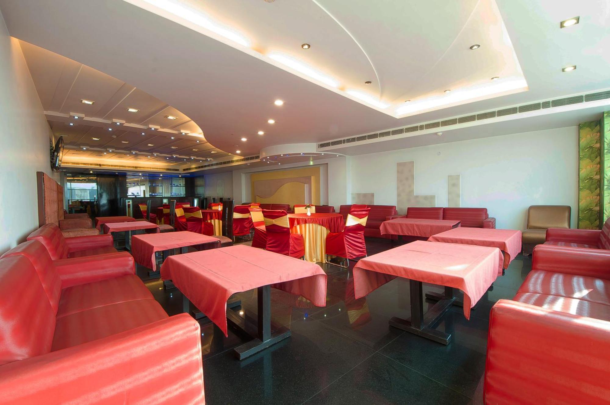 Hotel Transit International- Aerocity Delhi Airport Nova Deli Exterior foto
